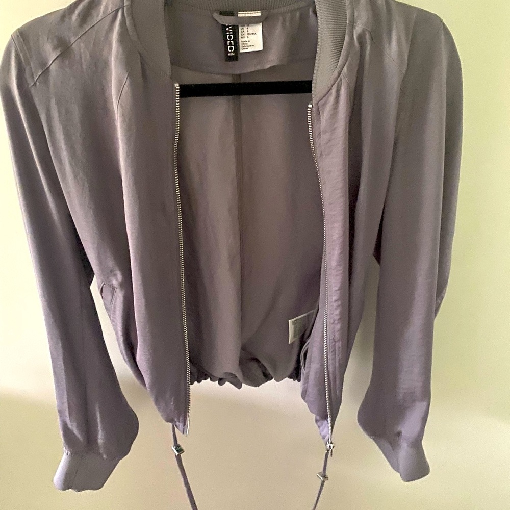 H&M gray/purple silk like material jacket